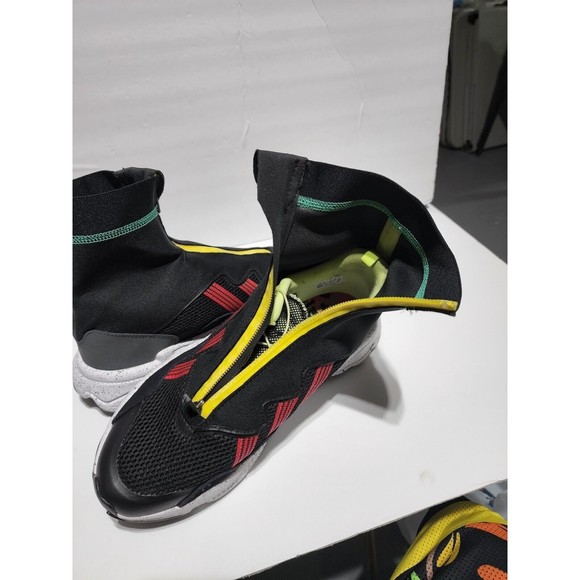 New Adidas Men's Ozweego TR STLT Trail Series Running Shoes Size 9 (FY5765) - Picture 8 of 9